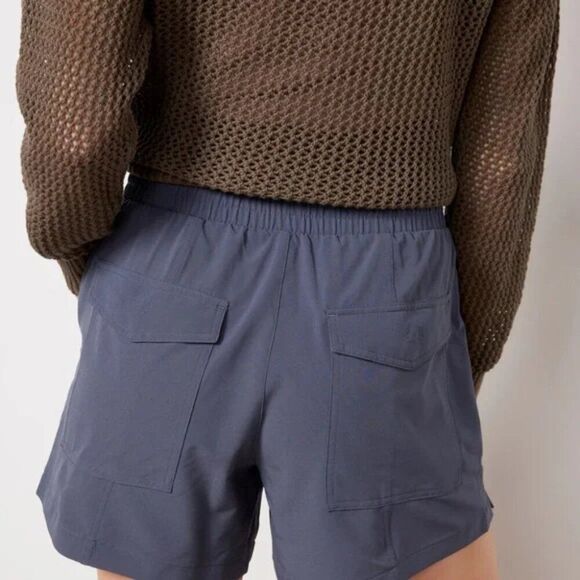 SPANX Out of Office Shorts Pull On Athletic Casual Gray XL - Picture 4 of 14